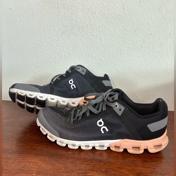ONCLOUDS GREY PINK OMBRÉ RUNNING SNEAKER TENNIS SHOES SZ 7.5 - Picture 1 of 10